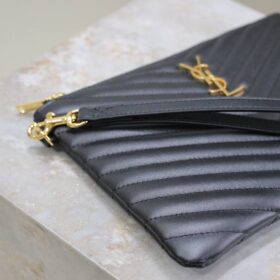 Cassandre Matelasse Pouch Schwarz 24cm