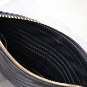 Cassandre Matelasse Pouch Schwarz 24cm