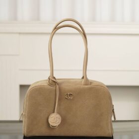 Bowling-Tasche aus Wildleder/Dunkelbeige 30 cm