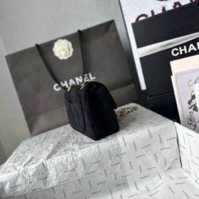 Mini Flap Bag Velvet Schwarz 20cm