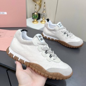 Tyre Technical Fabric und Suede Elfenbein